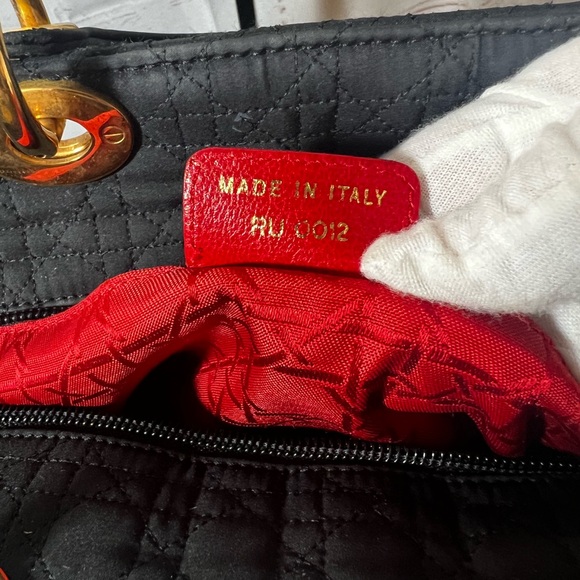 GUC Dior Black Cannage Medium Handbag - Picture 9 of 9